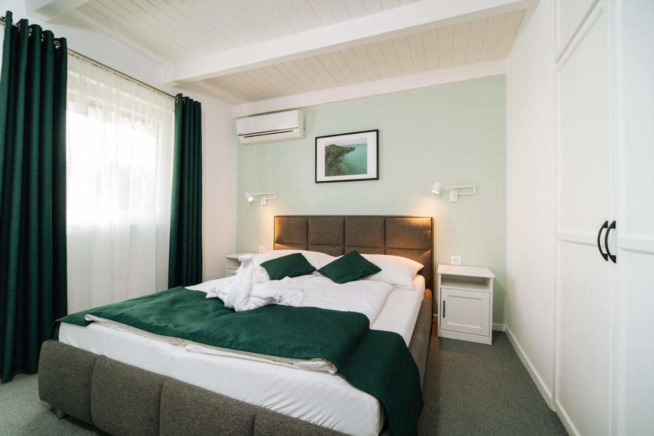 Topáz Apartmanházak Balatongyörök Exterior foto