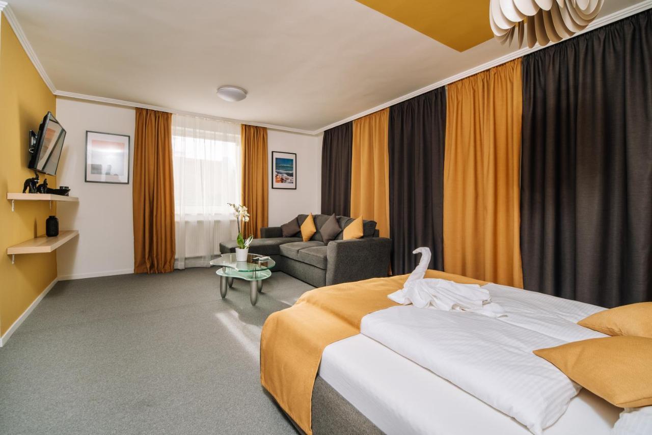 Topáz Apartmanházak Balatongyörök Exterior foto