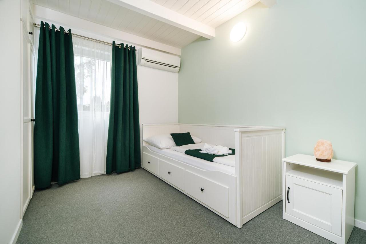 Topáz Apartmanházak Balatongyörök Exterior foto