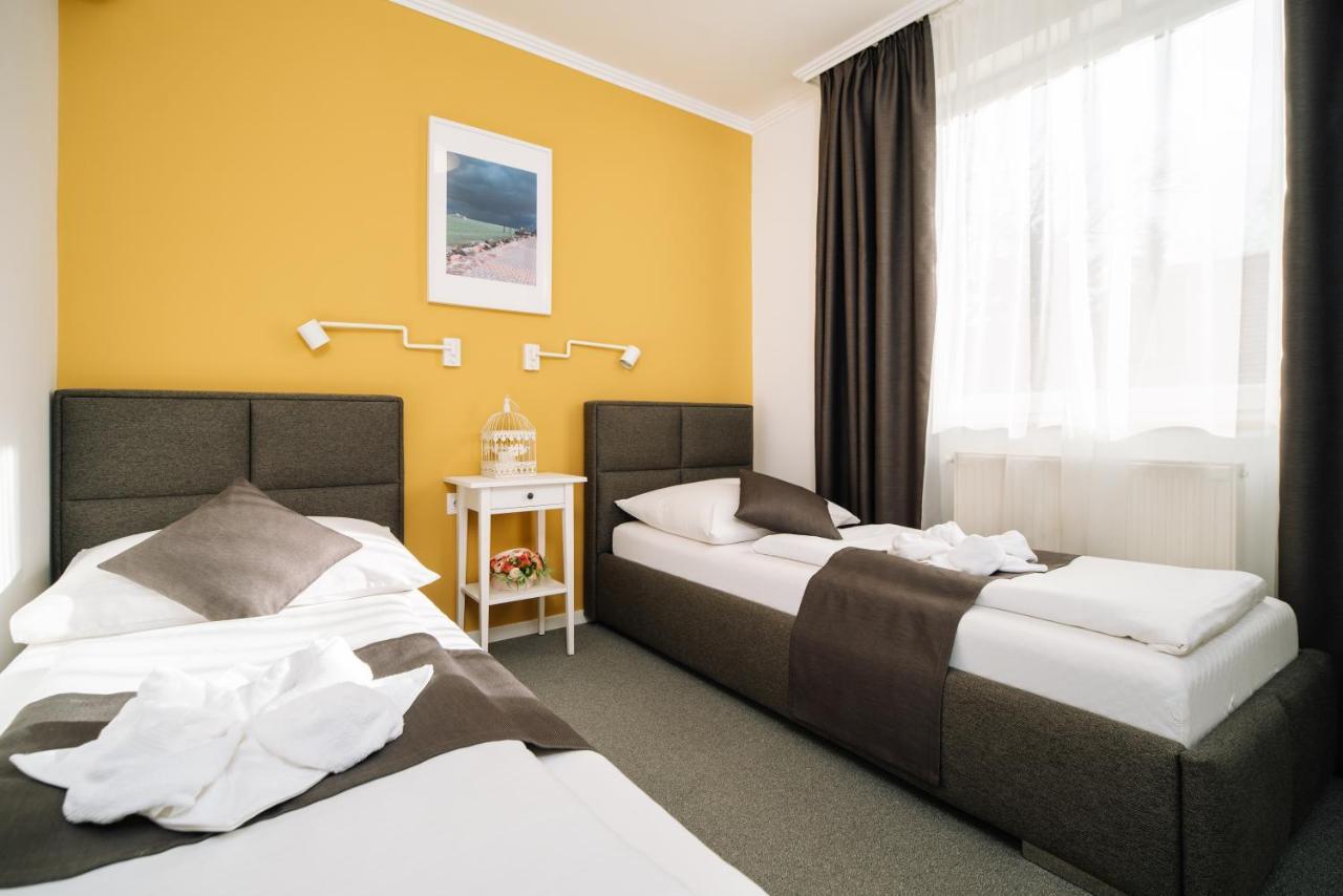 Topáz Apartmanházak Balatongyörök Exterior foto