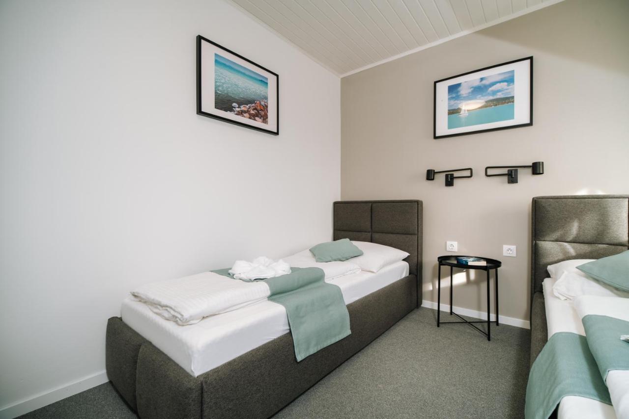 Topáz Apartmanházak Balatongyörök Exterior foto
