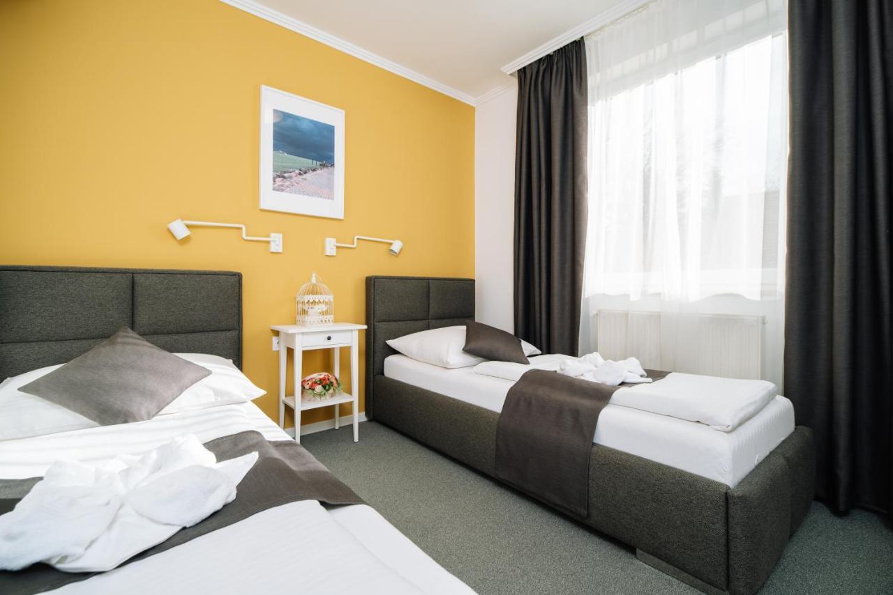 Topáz Apartmanházak Balatongyörök Exterior foto