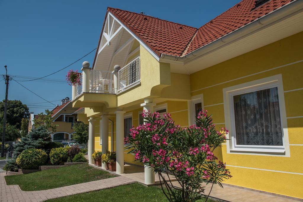 Topáz Apartmanházak Balatongyörök Exterior foto